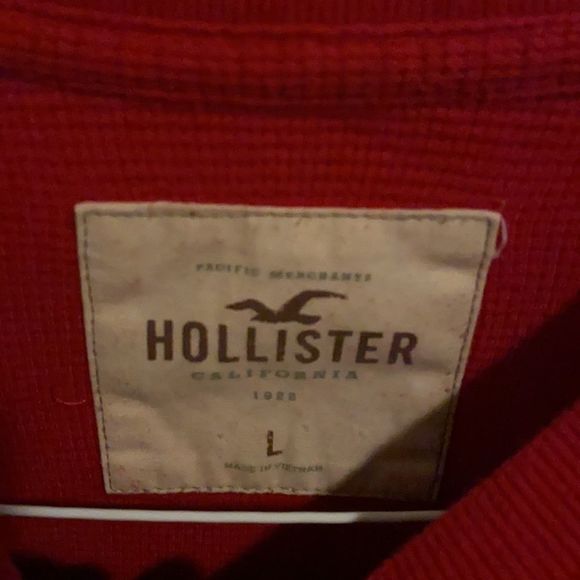 Hollister long sleeve - Picture 2 of 2